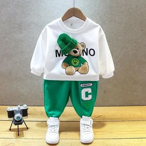 服のセット春秋の男の子の女の子長袖スウェットシャツスーツ服服韓国スタイルの衣装キッズ漫画ベアセット231102