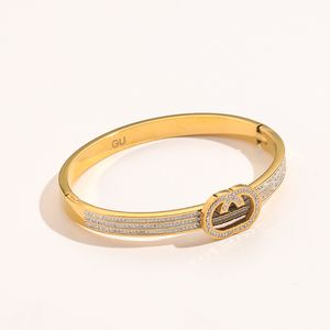 Mulher Mulheres Love Bracelets 18K Bangle Gold Bangle Aço inoxidável Diamante Jóias Jóias Acessórias de design de ponta de ponta Pacote de presentes em família