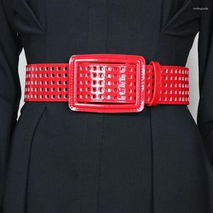 Cinture Cintura in PU cava per donna Moda Casual Design di lusso Accessori per abiti versatili Cintura Cintura larga in pelle retrò DC009