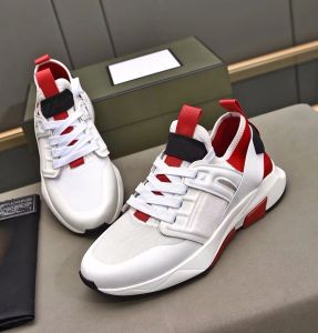 Top od projektanta Luksusowa siateczka nylonowa Jago Trampki Buty Ultralekkie gumowe podeszwy Trenerzy Czarna biała siatka Mężczyźni Casual Walking Comfort Runner Sports EU38-46