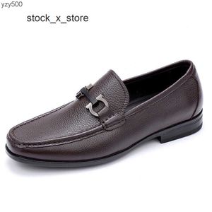 Feragamo Loafers Elbise Ayakkabı Sürüş Ayakkabıları Erkekler Rahat Rahat Parti Düğün Takım C6ck Marka Kaydı Ayakkabı Boyutu 38-45 Z8R3