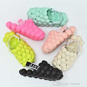 2023 New Kids Spa Slippers Summer Beach Sandals Sandals Lady Men Kids Bubble Slies with Strap Childern Shoes