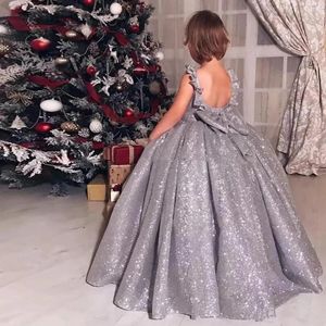 Flickaklänningar Silver Glitter Flower for Weddings Princess Backless With Bow Floor Length Ball Gowns Elegant Birthday Party Dress
