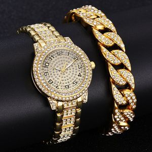 Kvinnors klockor Gold Luxury Watches Women Crystal Quartz Armband Watches Wristwatch Ladies Dress Wristwatch Clock Relogios 230403
