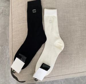 Designer Cotton Stockings Socks Hosiery for Women Luxury Long Ladies Sexy Silver logo Sock Stocking Good Quality Gifts Black White color Dropship