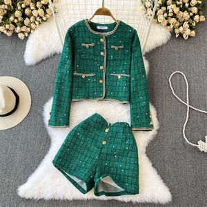 Kvinnors träningsdräkter Fashion Jacket Shorts Passar Kvinnors Autumn and Winter Round Neck Tweed Sequined Plaid Coat Two-Piece High midje Set