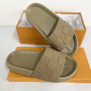 2023 Women Designer Slippers Waterfront Sandals Beach Slides Men Slide Flat Slipper Embossed Mule Rubber Slide Summer Shoes 35-46 NO441