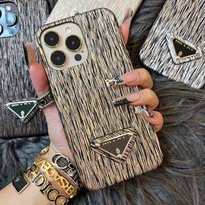 Beautiful Saffiano Phone Cases iPhone 15 14 13 12 11 Pro Max 16 15 15pro 14pro 13pro 12pro 11pro X Xs Xr 8 7 Plus Luxury Purse Logo Box Packing Drop Shippings Support