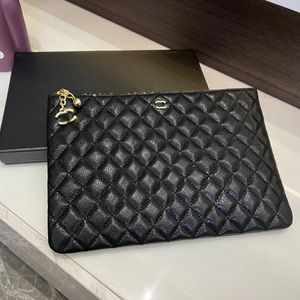 Luxury Clutch bags Toiletry Pouch Handbags designer wallet Purses Men Women Leather Handbag Shoulder Bag Wallets Card Holder Chain CHD2311037-25 xrong_totes