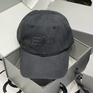 مصمم البيسبول قبعة رجالي أغطية رسائل مطبوعة أسود أبيض جينز الرجال snapbacks شاطئ أعلى مصممي الأزياء النساء