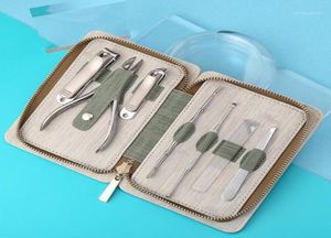 Set manicure Set pedicure Tagliaunghie Utensili da taglio professionali in acciaio inossidabile con kit custodia da viaggio Kit artistici9122471