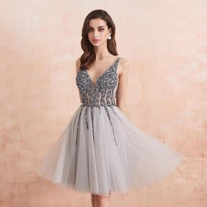 Party Dresses Women's Elegant V-neck Mini Length Cocktail Open Back A-line Homecoming Gowns Sparkle Beaded Pretty Short Dress