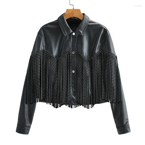 Couro feminino 2023 Autumn Winter Tassel Rivet Faux Short Jackets Women Women Logo Moto Bike Soft PU Casat Somem penteado