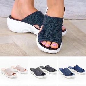 Hausschuhe gestrickte Keil Sport korrigierende Sandalen Mesh-Obermaterial Damen Sommer Strandschuhe atmungsaktiv