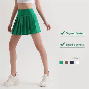 Skirts Luluyoga Gym Fitness Sports Tennis Fold Skiing Women's Clothing Integrated Shorts Skiing High end Lycra Breathable Golf Skiing 230404