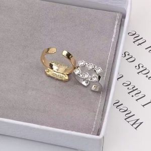 23SS 8Color 18K Gold Brand Letter Band Rings For Men Momen Designer de moda Crystal Ring Metal Jewelry Gift