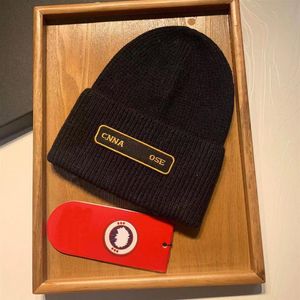 Designer beanie popular canadá chapéus de inverno carta ganso gorros quente chapéu de malha inverno esqui outdoorr frio bom presente 11 cores218e