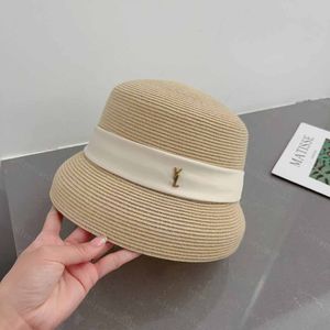 أزياء دلو القبعة مصمم الأقفاص على نطاق واسع قبعات y grass recled cap straw مجهزة sunhats منع بونيه قبعة قبعة للنساء الرجال الكلاسيكية Caps Triangular Travel Beac