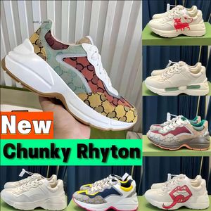 Big Casual Rhyton Men Women Italy Top Beige Trainers Vintage Luxury bekväm jordgubbar råtta gglies mun tiger mesh klänning damer designer skor sneakers si b3n6