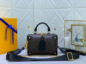 Designer väskor kvinnor axelväskor lyxiga handväskor crossbody väskor mode färg kvinnor designer väskor plånbok m45571