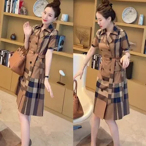 2023 new autumn style temperament waist slim-fitting shirt double-breasted windbreaker fashionable temperament commuting plaid jacket for women