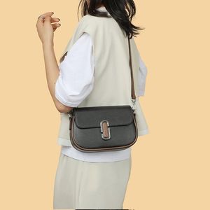 6773G Designer Woman Påsar Purse Vintage Kvinnor Handväskor Tote axelväska handväska axel messenger väska