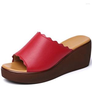 Sandali eleganti e comode pantofole da donna in vera pelle 2023 scarpe casual estive zeppe da donna taglie forti