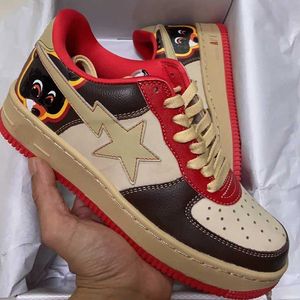 OGS Casual Bapestas M1 Designer Scarpe da tennis Sneakers Sta Leather Black Shark Face Ape Shape Medicom Toy Camouflage Sk8