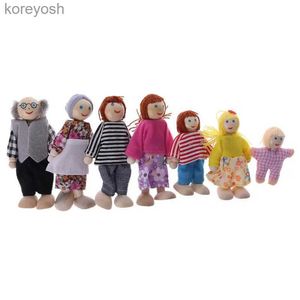 Cozinhas jogar comida 7 pçs/set casa feliz família bonecas figuras de madeira personagens vestidos crianças meninas adoráveis crianças fingindo brinquedosl231104
