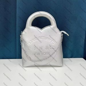 10A Gerçek Cowhide Torba Kova Çantası Kadın Bir Omuz Crossbody Çanta Tasarımcısı Çanta Çanta Litchi Tahıl Zinciri Dekorasyon Tote Lüks Alışveriş Çantaları Deri Çanta Tiffan 462