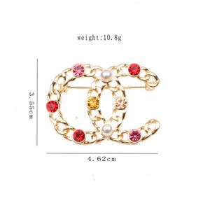 Luksusowe kobiety projektanty marka marka listę broszki 18k złota inlay perłowa kryształowa kryształowa broszka biżuteria