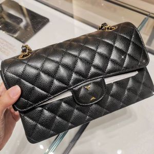 Crossbody Bag Omuz Çantası Kadın Çanta Kadın Çanta Tasarımcı Omuz Çantası Kadınlar İçin Gerçek Deri Tasarımcı Çanta Pahalı Yüksek Kaliteli Zincir Kafes Kafa Çanta.