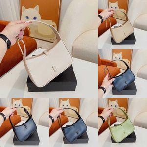 Designer väskor hobo väskor kvinnor handväska underarmsäckar läder axel messenger purses lyxiga handväskor 221029