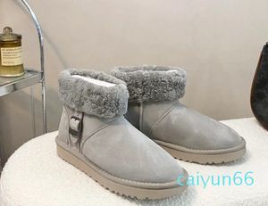 New short bootsman shorchestnut classic popular women flat plush boots autumn and winter very suitable to wear design size 35-42