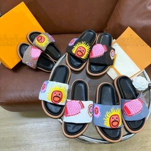 YKプール枕フラットコンフォートミュール2023 Yayoi Kusama Slipperモノグラム