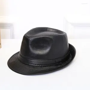Berets PU Couro Fedora Vintage Caps Gentleman Bowler Curto Brim Floppy Panama Hat Jazz Black Cap para Homens Mulheres