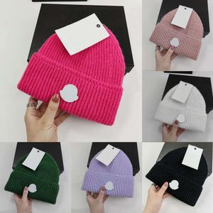 Şapkalar Scarves Şapkalar Scarves Setleri Beanieskull Caps Designer Sonbahar ve Kış Örgü Beanie Erkek ve Kadın Highquality Highquality Thunky Tap Kalın Sıcak Sahte Kürk P