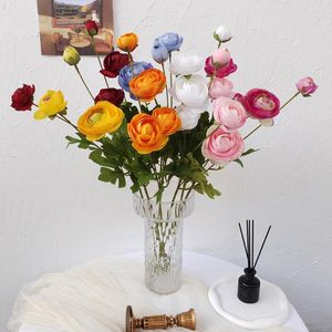 Fiori decorativi 4 teste Bellissimo tè artificiale in seta Prugna Matrimonio Decorazioni per la tavola di casa Bouquet lungo Pianta finta Regali di San Valentino