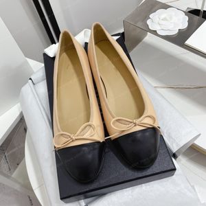 Abendschuhe Designer-Loafer Herbst-Lederringer Mehrere Stile Kleine Lederschuhe Hochwertige Damen-Oxford-Einzelfuß-Metallschnalle Einzelne Ballerinas Schuh 8B8