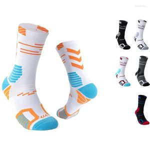 Sports Socks Men Mid Tube Basketball Studente Casual Outdoor Corsi allenamento traspirante aldult Nylon Pro MTB Cycling