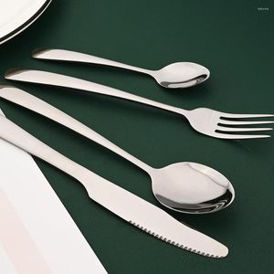 Flatvaruuppsättningar Luxury Knife Fork Spoon Cutlery Set Western 1/2/3/4/6SET MERVERSIDE 304 Rostfritt stål Kök Hem Tabeller