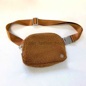 Waist Bags Shoulder Bags lulu everywhere Teddy bear Bag yoga sport 2023 New Luxury Designer Shoulder portable water proofcatlin_fashion_bags