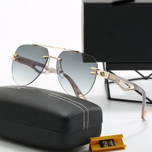 Masowe klasyczne okulary przeciwsłoneczne dla mężczyzn Kobiety luksusowe okulary słoneczne okulary okulary okulary pc rama LED Dress Up Sunglass 24