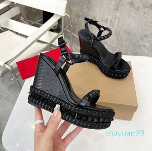 Woman Silver Spikes Espadrilles Sandals Black Leather Wedge Spike Flatform Wedgies Slippers Summer Stud Sandal Fashion Lady