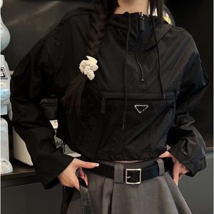 Designer com capuz esportes topo roupas de proteção solar feminino manga longa jaqueta curta moda hoodie feminino clássico casaco jogger esportes ao ar livre camisa preta