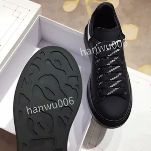 High Quality Designer Casual Shoes Real Leather Classic plaid Trainers berry Stripes Shoe Fashion Trainer For Man Woman color sneakers2023