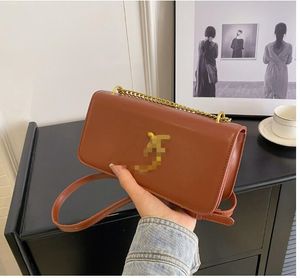 2023 Toppkvaliteter kvinnor kedja axel crossbody väskor damväska messenger väska designer handväskor kvinna plånböcker ryggsäck kvinnlig handväska aqyg