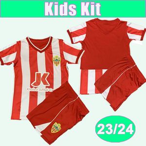 23 24 Almeria Kids Kit Soccer Jerseys Edgar Baba Akieme Kaiky #5 Robertone Ramazani Chumi Home Football Shirts Kort ärmuniformer