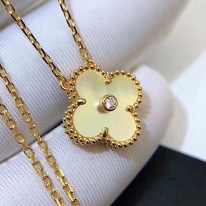 Brand Luxury Limited Edition Clover Designer Pendant Necklaces Womens 18K Gold Yellow Stone Diamond Crystal Elengant Choker Necklace Jewelry