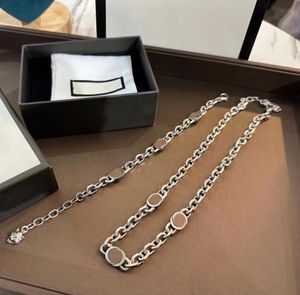 Unisex Bracelet Necklace Suit Classic Designer Jewelry Accessories Fashion Silver Jewelry Set Men Women's Luxury Bracelet clavicle chain necklace with box